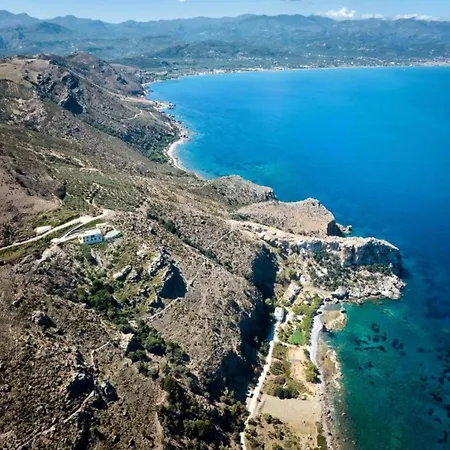 Seaview In Beautiful Setting West From Chania Ravdhoúkha