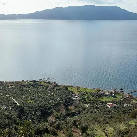 Seaview In Beautiful Setting West From Chania Ravdhoúkha
